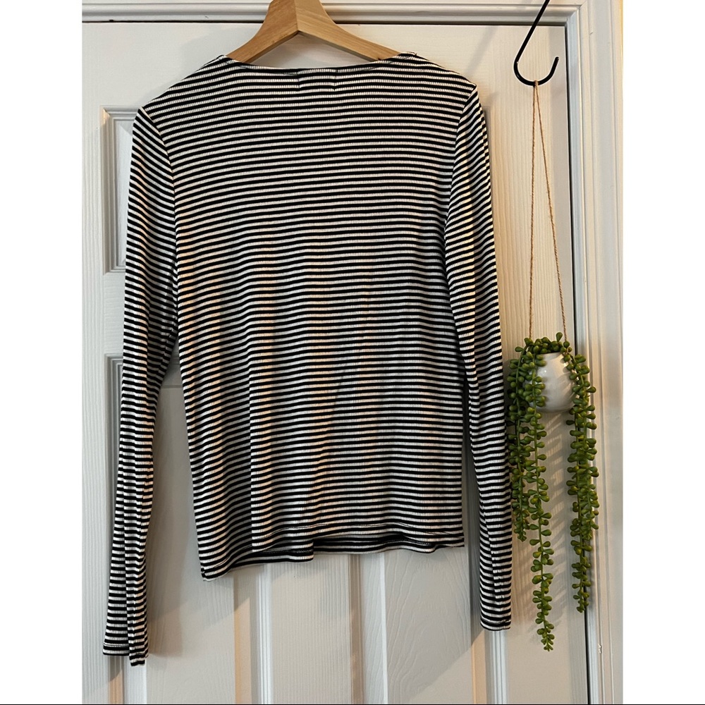 Socialite Striped Long Sleeve - Picture 3 of 4